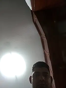 sowilmunoz online show from April 12, 7:43 am