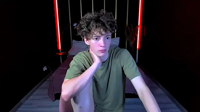 LukeSweet online show from June 25, 2:44 pm