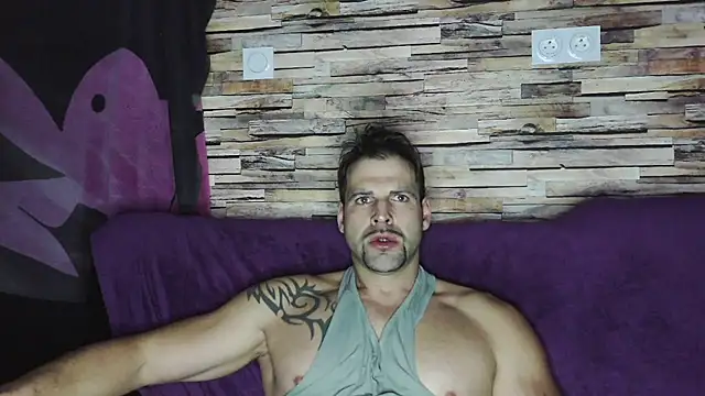 XxBigboybandxX online show from January 24, 8:22 pm