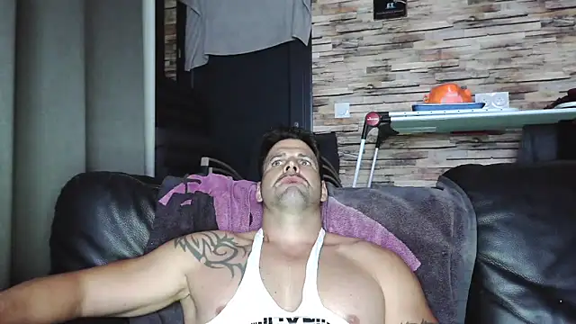 XxBigboybandxX online show from November 13, 6:45 pm