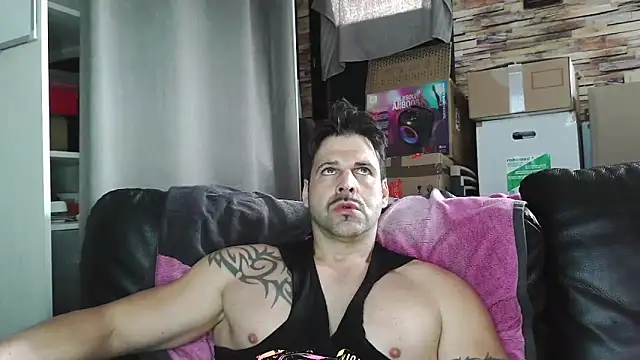 XxBigboybandxX online show from February 24, 2:18 pm