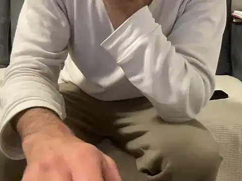 4small4inchlol online show from March 7, 12:52 am