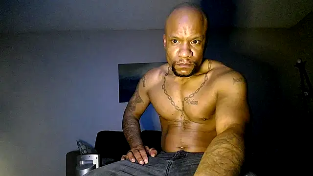 SexxyreddMale online show from February 26, 7:20 am