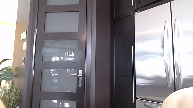 Toy-Daddy online show from March 7, 2:01 pm