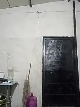 travieso2893 online show from March 13, 3:25 am