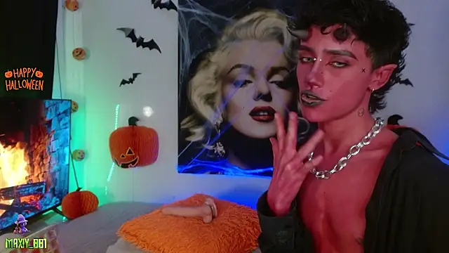 maxiy 001 online show from October 25, 4:25 am