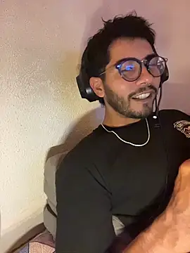 CrazyApachw online show from April 5, 6:10 am