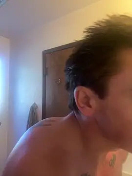 DamienSliick online show from June 6, 1:22 am