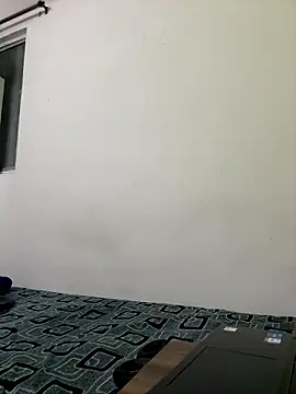 Snapshot of SinfulSensation chatting on December 3, 12:38 pm SinfulSensation online show from December 3, 12:38 pm