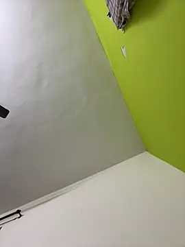 Snapshot of SinfulSensation chatting on December 18, 3:00 pm SinfulSensation online show from December 18, 3:00 pm