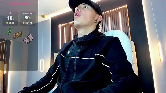 Lobo 17  online show from February 20, 6:26 am