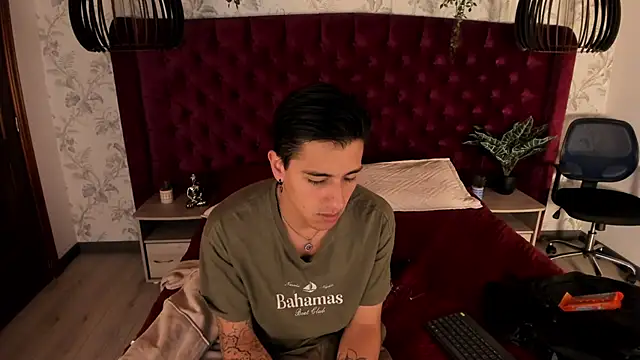 Andy Joy  online show from October 20, 11:14 am