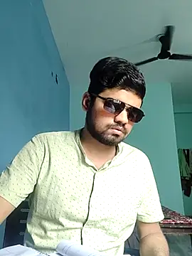 Ishan003 online show from June 19, 6:41 am