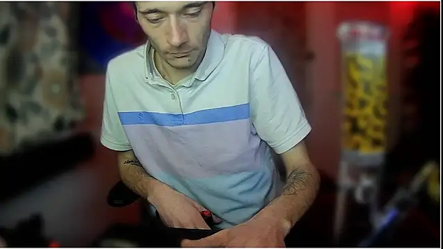 MrKingDick607 online show from March 13, 4:20 am