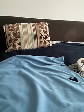 maturemale2024 online show from March 27, 3:13 pm