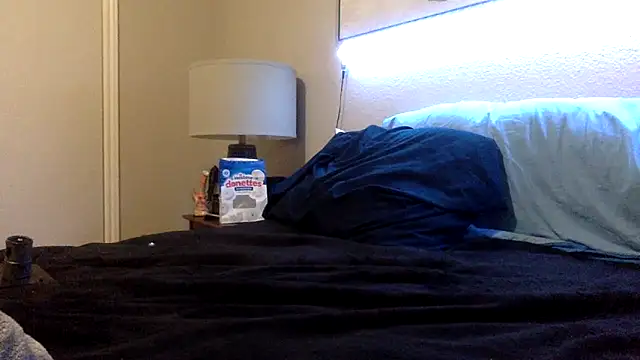 ChillzPnp online show from November 12, 2:01 pm