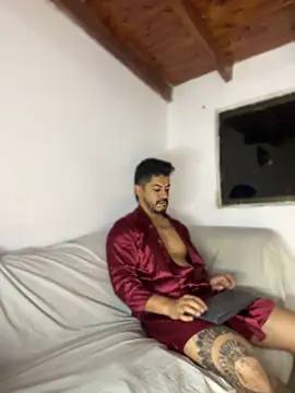 AndresSmith   online show from April 20, 8:17 am