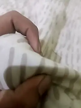 Snapshot of Johnnnm6o chatting on December 6, 8:37 am Johnnnm6o online show from December 6, 8:37 am