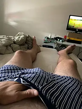 Julian 23312 online show from February 2, 5:21 pm