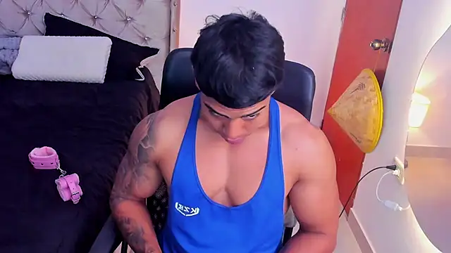 Andrew wolf7 online show from March 9, 9:53 pm