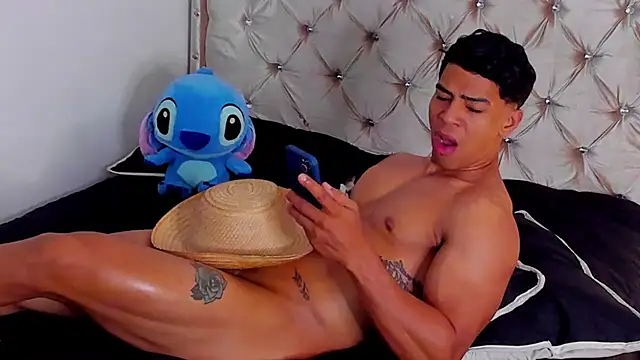 Andrew wolf7 online show from November 16, 8:16 am