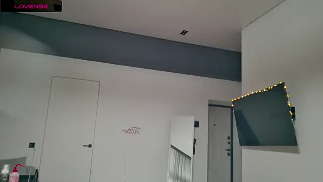 white King9999 online show from December 19, 3:47 am