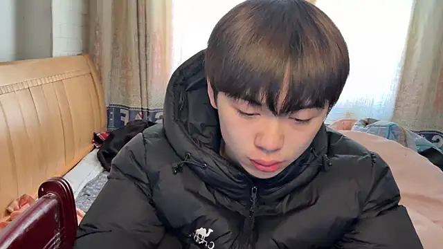 xiaottt1918 online show from January 16, 5:32 am