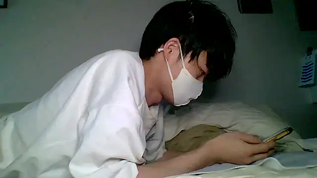 Snapshot of jap2847 chatting on January 11, 2:47 pm jap2847 online show from January 11, 2:47 pm