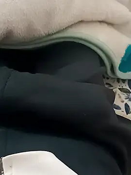 zazaza12ratyuijgg online show from January 12, 2:32 pm