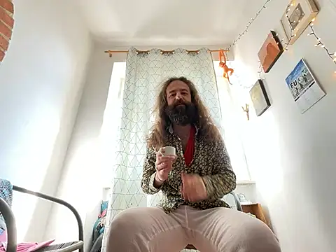 Snapshot of lostile8 chatting on October 1, 9:24 am lostile8 online show from October 1, 9:24 am