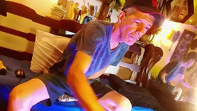 laye19 online show from April 14, 6:57 am