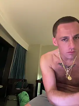 PeytonJohnn online show from October 6, 6:07 am