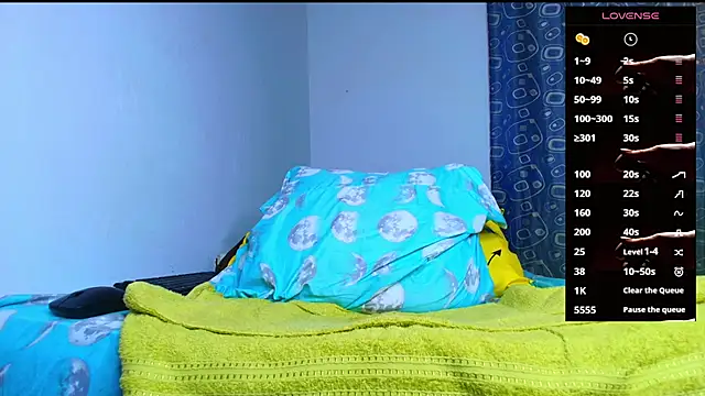 Thomass00 online show from March 5, 2:08 am