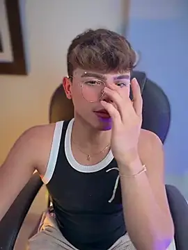 PRINCE STEV online show from February 7, 5:29 pm