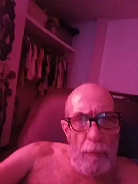 peterjohnsuarmanero online show from June 13, 1:09 pm