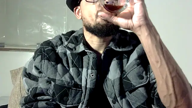 WhiskeyWood DuhGOD online show from February 14, 3:01 am