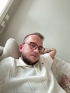 thehornyguy97 online show from June 13, 2:59 pm