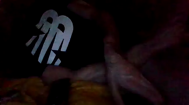 Vicktore007 online show from December 28, 11:37 pm