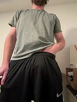 pizzaboy13 online show from February 10, 7:29 pm