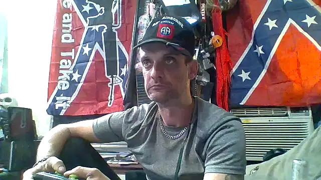 slinginbigD online show from October 26, 10:01 pm