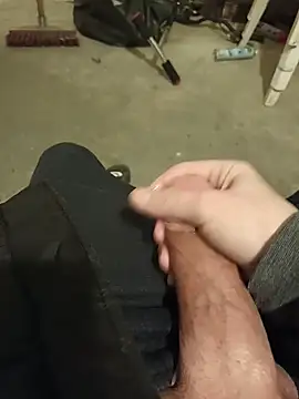 casper0303 online show from December 28, 12:47 am