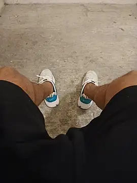 casper0303 online show from September 20, 1:44 pm