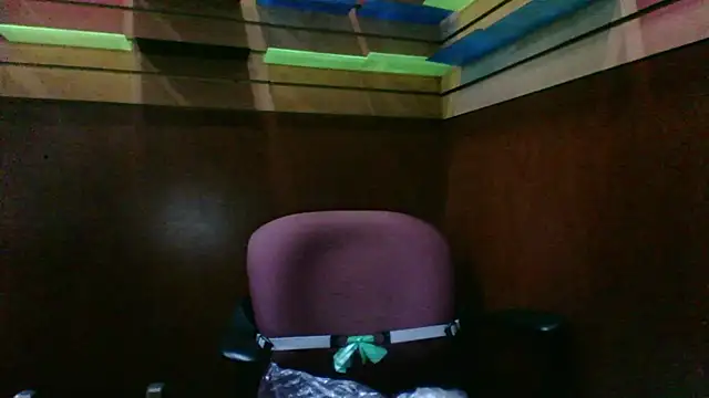Snapshot of MarcusKelvin chatting on September 10, 3:32 pm MarcusKelvin online show from September 10, 3:32 pm
