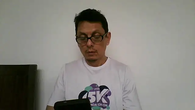 Snapshot of MarcusKelvin chatting on January 27, 4:33 pm MarcusKelvin online show from January 27, 4:33 pm