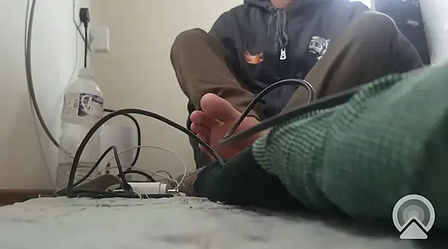 Jonrobinso online show from December 21, 7:03 am