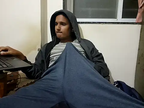 Jonrobinso online show from December 16, 4:14 pm