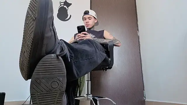 Saturno v online show from March 12, 11:07 am