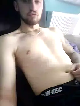 wariacik0024 online show from March 6, 9:47 am