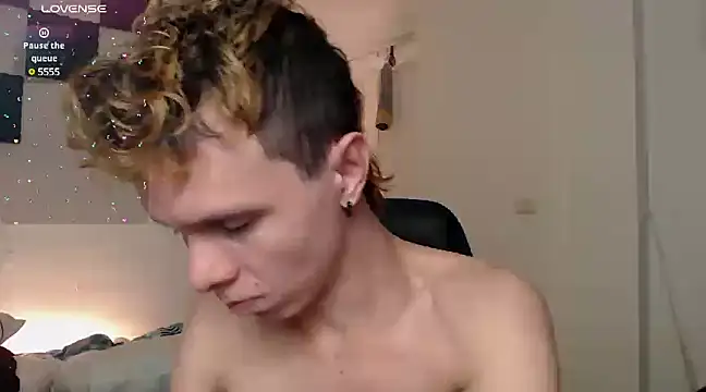 Snapshot of bryamado69 chatting on January 16, 2:19 am bryamado69 online show from January 16, 2:19 am