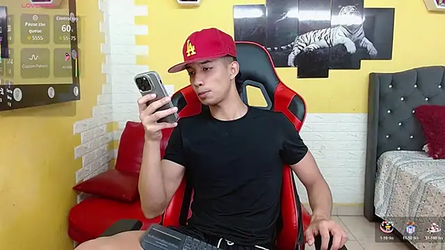 jose sexycumm online show from November 27, 8:12 pm